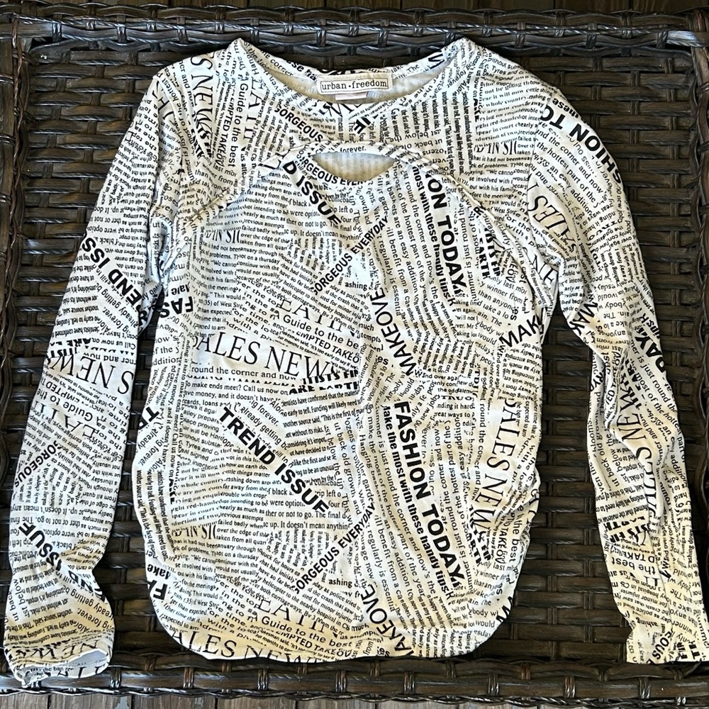 Girls Urban Freedom Newsprint top 7/8